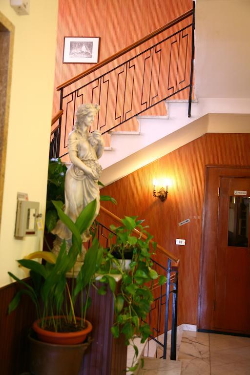 Hotel Eliseo Фиуджи Екстериор снимка