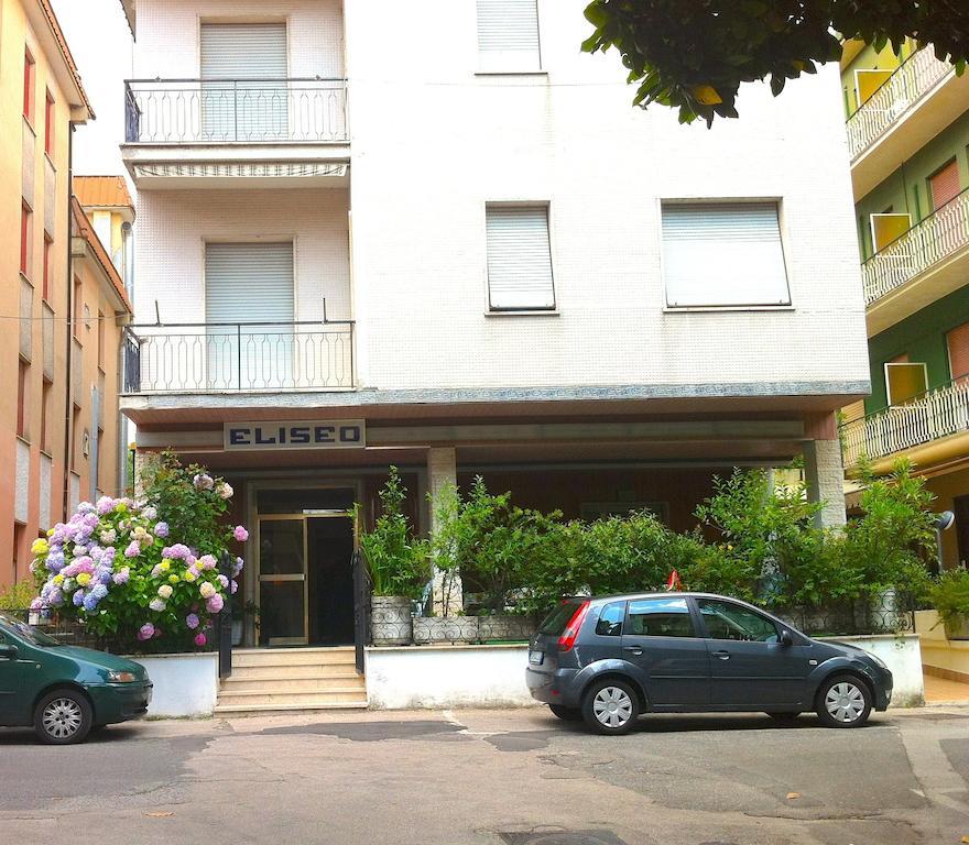 Hotel Eliseo Фиуджи Екстериор снимка